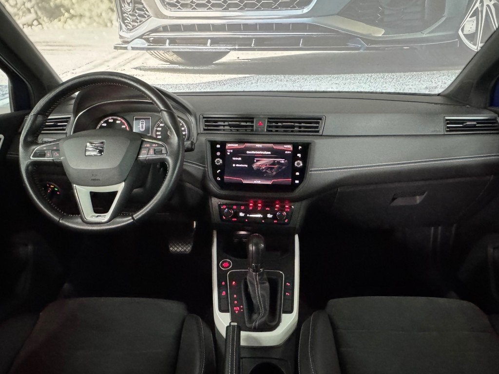 Seat ARONA 1.0 TSI FR Business Intense / Automaat / Camera /, Auto's, Seat, Met garantie (alle), Blauw, 116 pk, Bedrijf