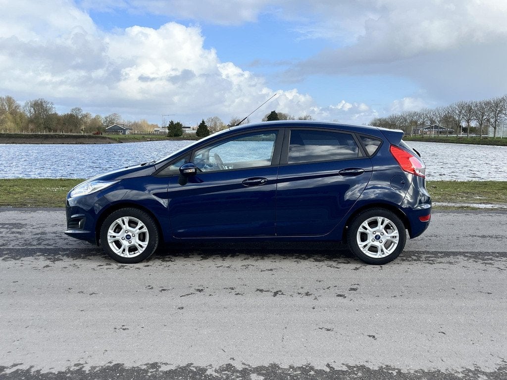 Ford Fiesta 1.0 Style Ultimate Airco, cruise, pdc, Auto's, Voorwielaandrijving, Stof, Euro 6, 525 kg