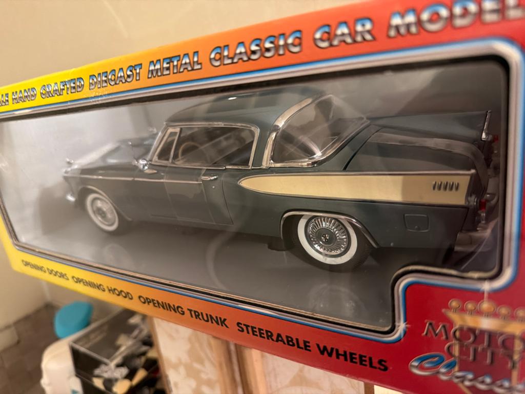Motorcity 1/18 Studebaker Golden Hawk - Nieuw in doos, F, Auto, Nieuw, Ophalen of Verzenden