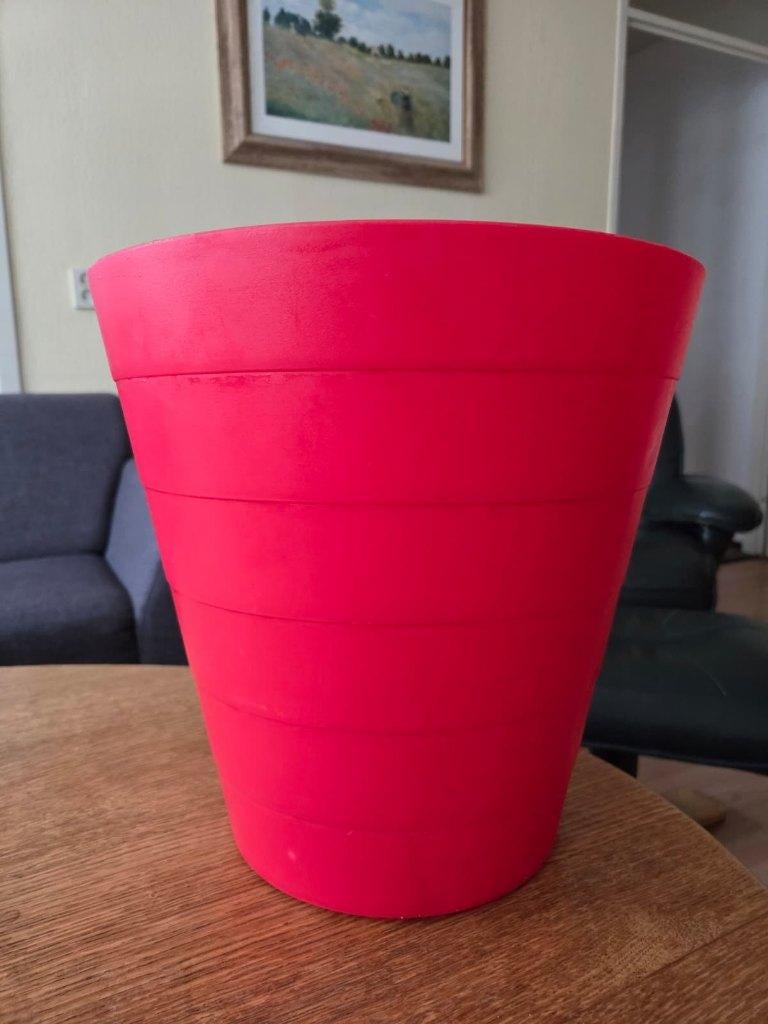 Prullenbak IKEA, Huis en Inrichting, Woonaccessoires | Prullenbakken, Ophalen, Kunststof, Zo goed als nieuw, Minder dan 50 cm