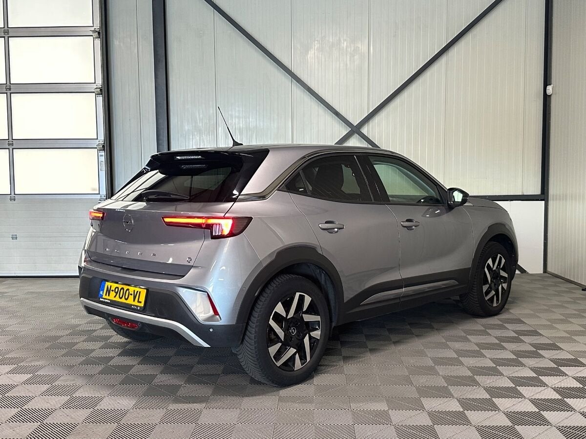 Opel Mokka-e Business Elegance 50kWh 3-Fase | SOH 89% | Navi, Auto's, Mokka-e, 1498 kg, SUV of Terreinwagen, Zilver of Grijs