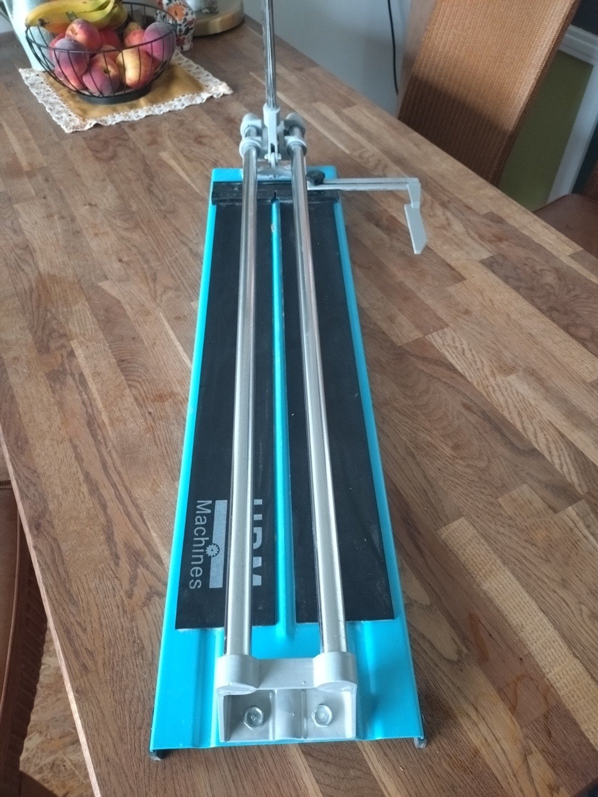 HBM Professionele Tegelsnijder 600mm, 60 cm of meer, Ophalen of Verzenden, Zo goed als nieuw, Minder dan 5 m²