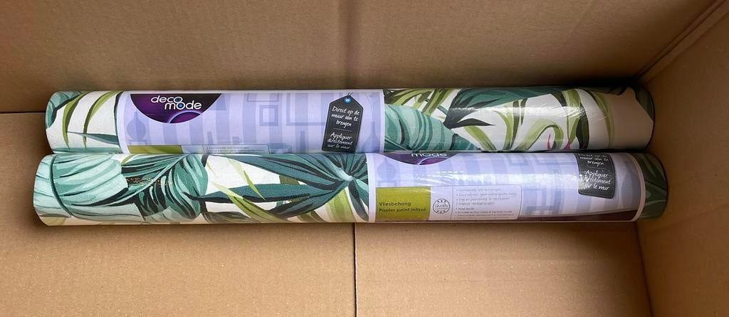 Vliesbehang Bird of Paradise Flower - Green/Pink €5 per rol., Ophalen of Verzenden, 10 tot 25 m², Groen