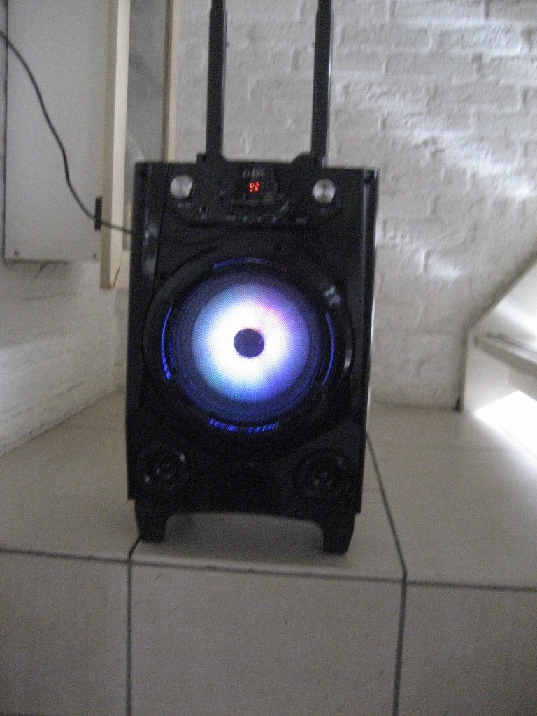 Boombox pulse met usb en bluetooth disco ligths, Ophalen of Verzenden, Zo goed als nieuw, Overige merken