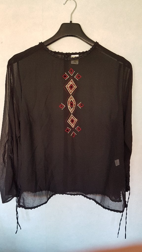 Fraaie licht transparante zwarte blouse maat 50, Zwart, Maat 46/48 (XL) of groter, Ophalen of Verzenden, Zo goed als nieuw