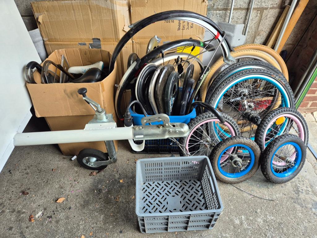 Doos vol met fietsonderdelen, rekken, spatborden,wielen etc!, Ophalen, Nieuw