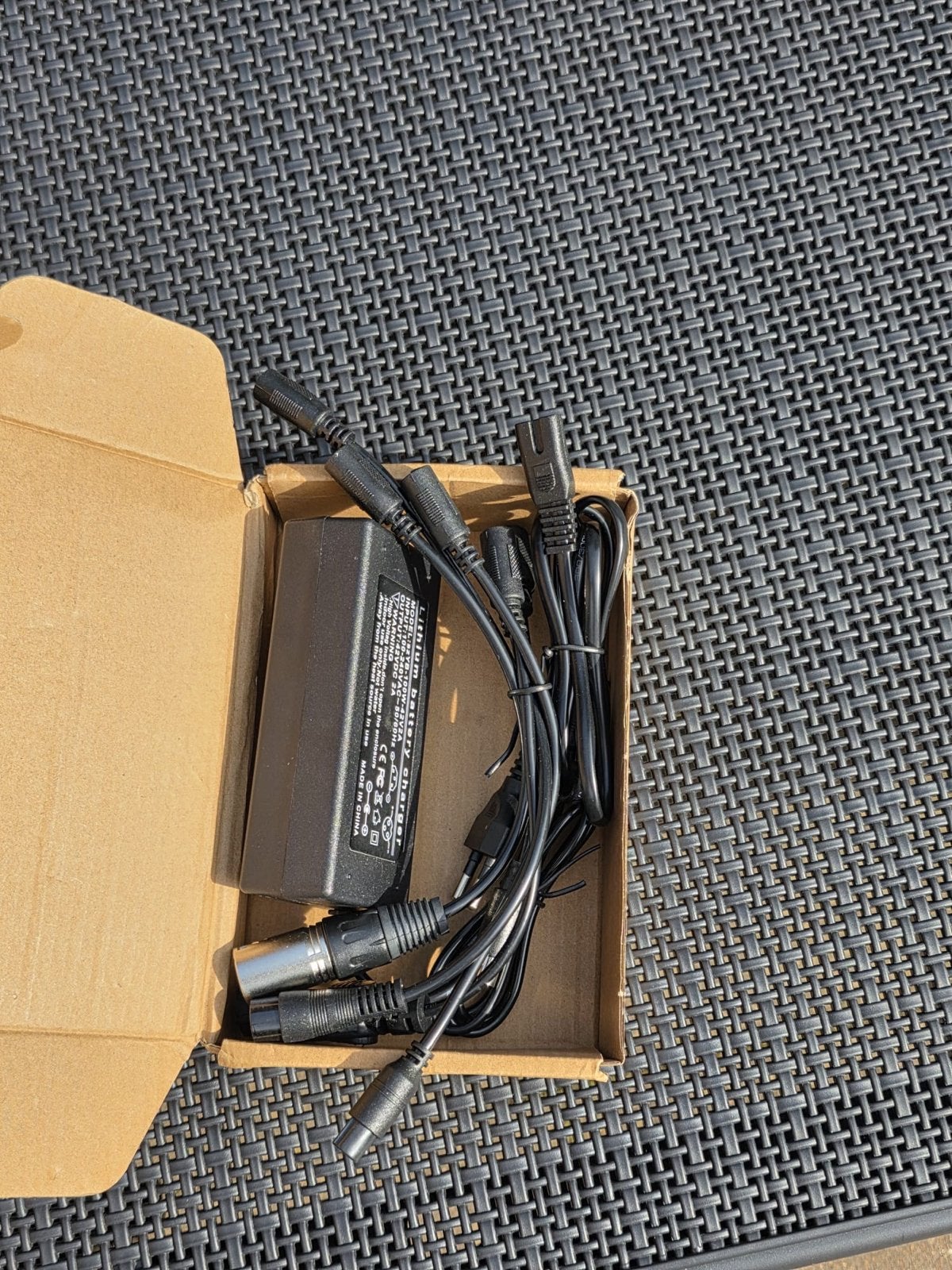 Lithium Batterijlader met diverse aansluitingen, Ophalen of Verzenden, Nieuw