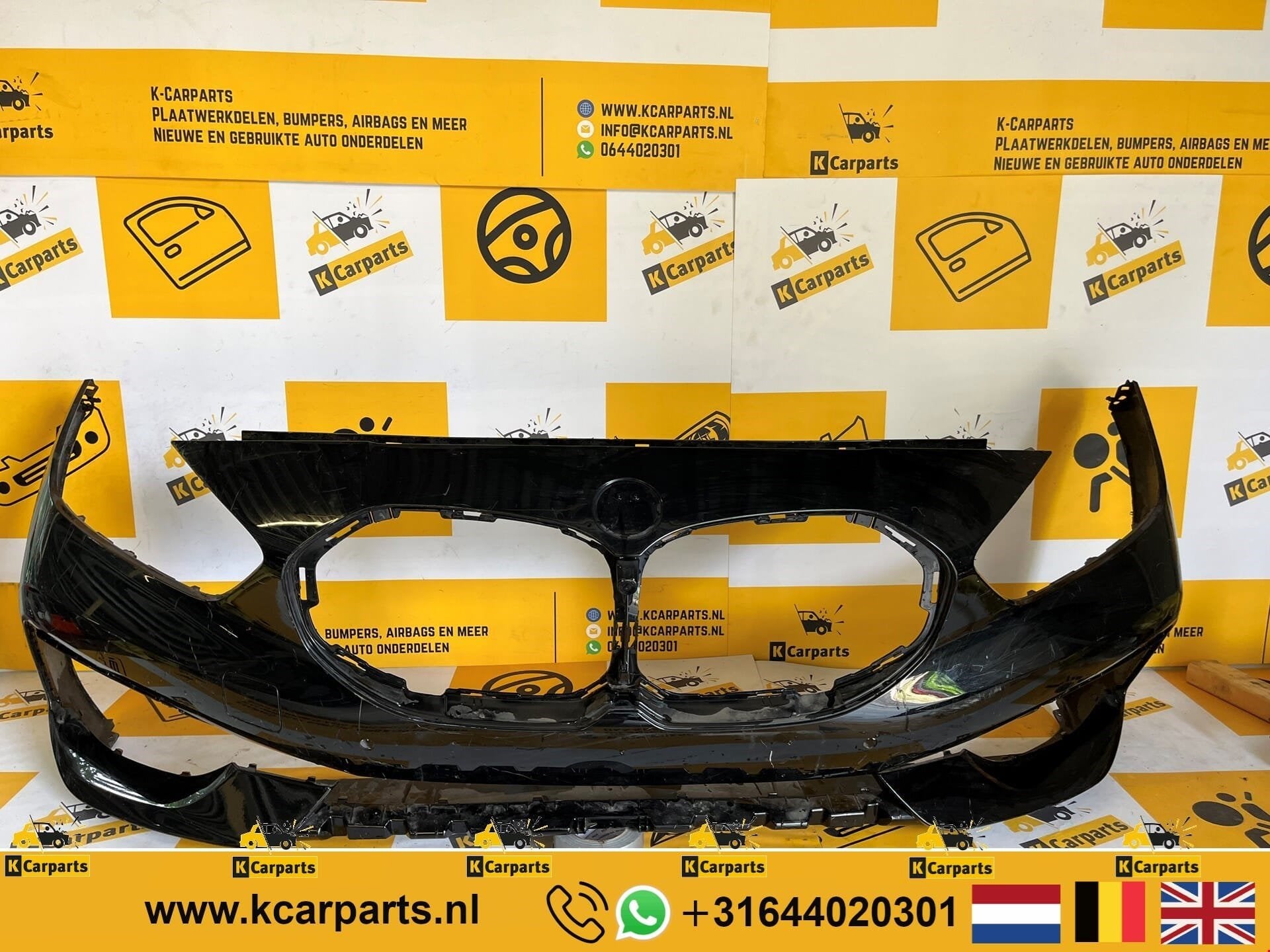 Voorbumper Bmw 1 serie f40 6X PDC origineel bumper 2019+, Info@fabrikant.eu, Ophalen of Verzenden, Bumper, Fabrikant BV