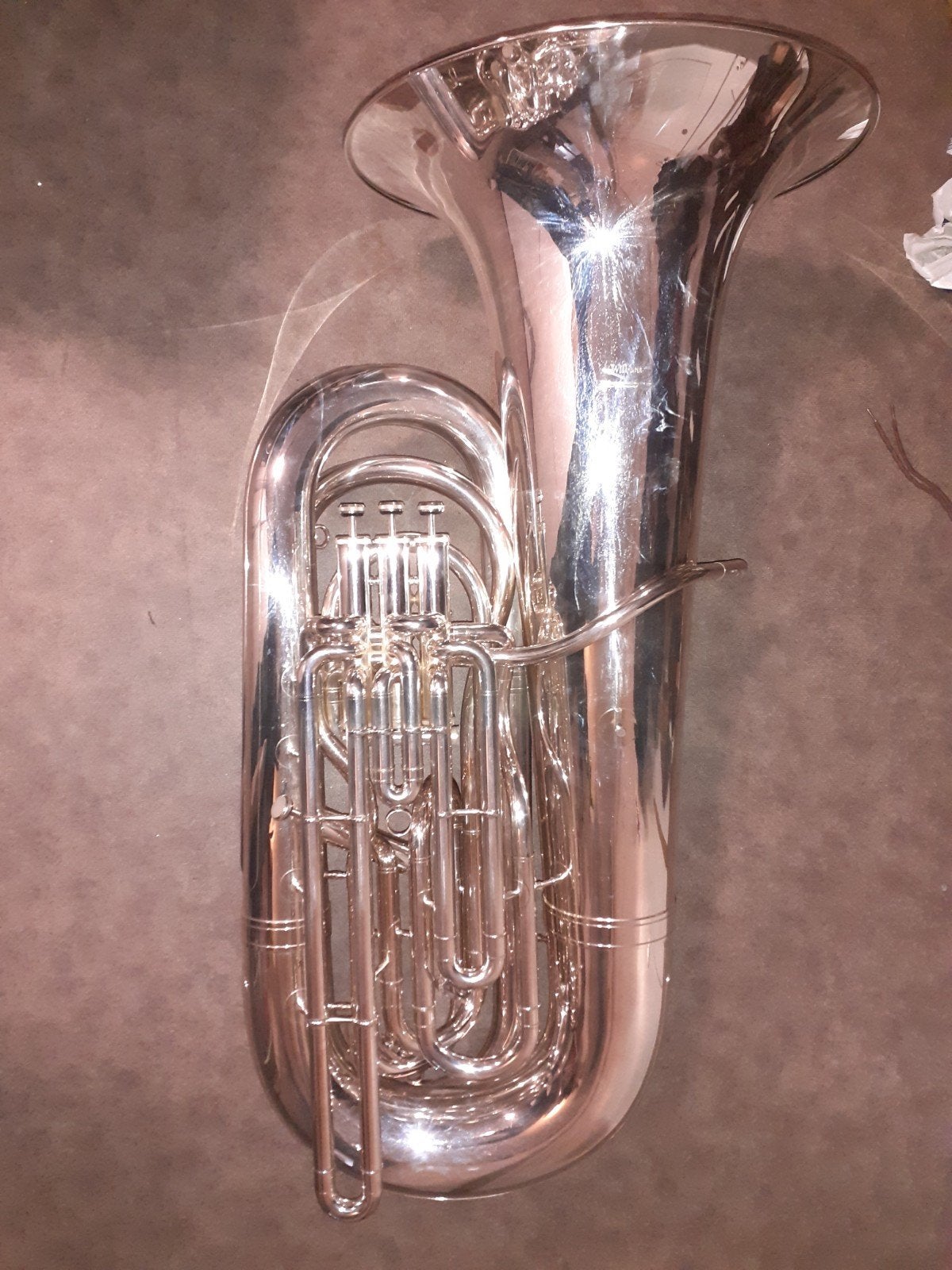 Bastuba Bes Willson3100 TA4, Muziek en Instrumenten, Ophalen, Zo goed als nieuw, Bes-tuba, Met koffer of draagtas