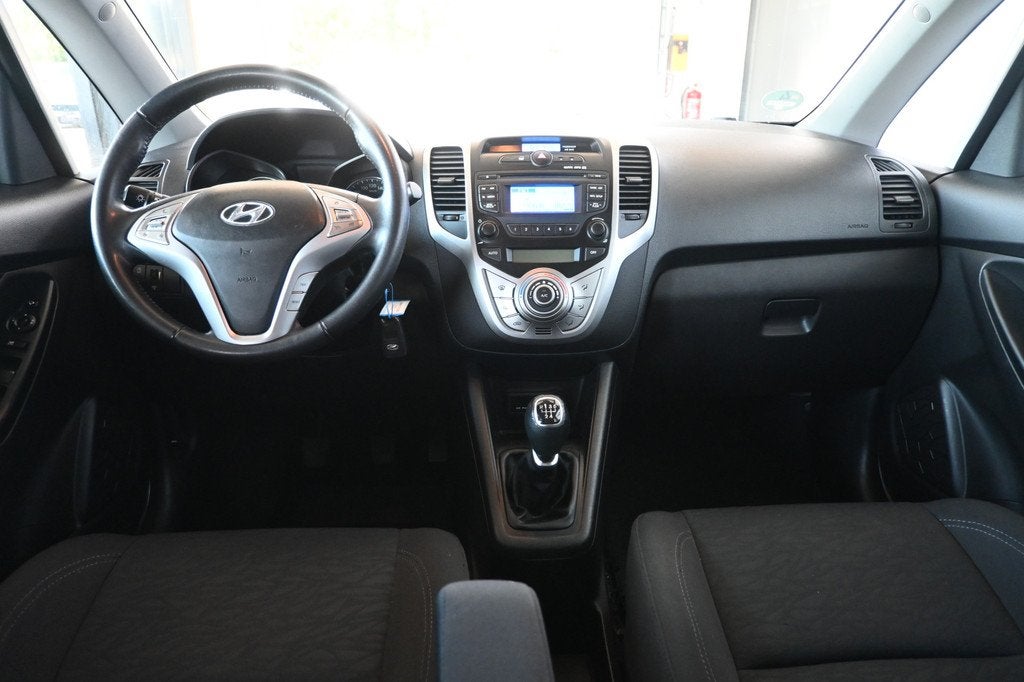 Hyundai ix20 1.4i i-Vision Clima Panoramadak Cruise Control, Auto's, Hyundai, Voorwielaandrijving, Euro 5, Stof, Gebruikt