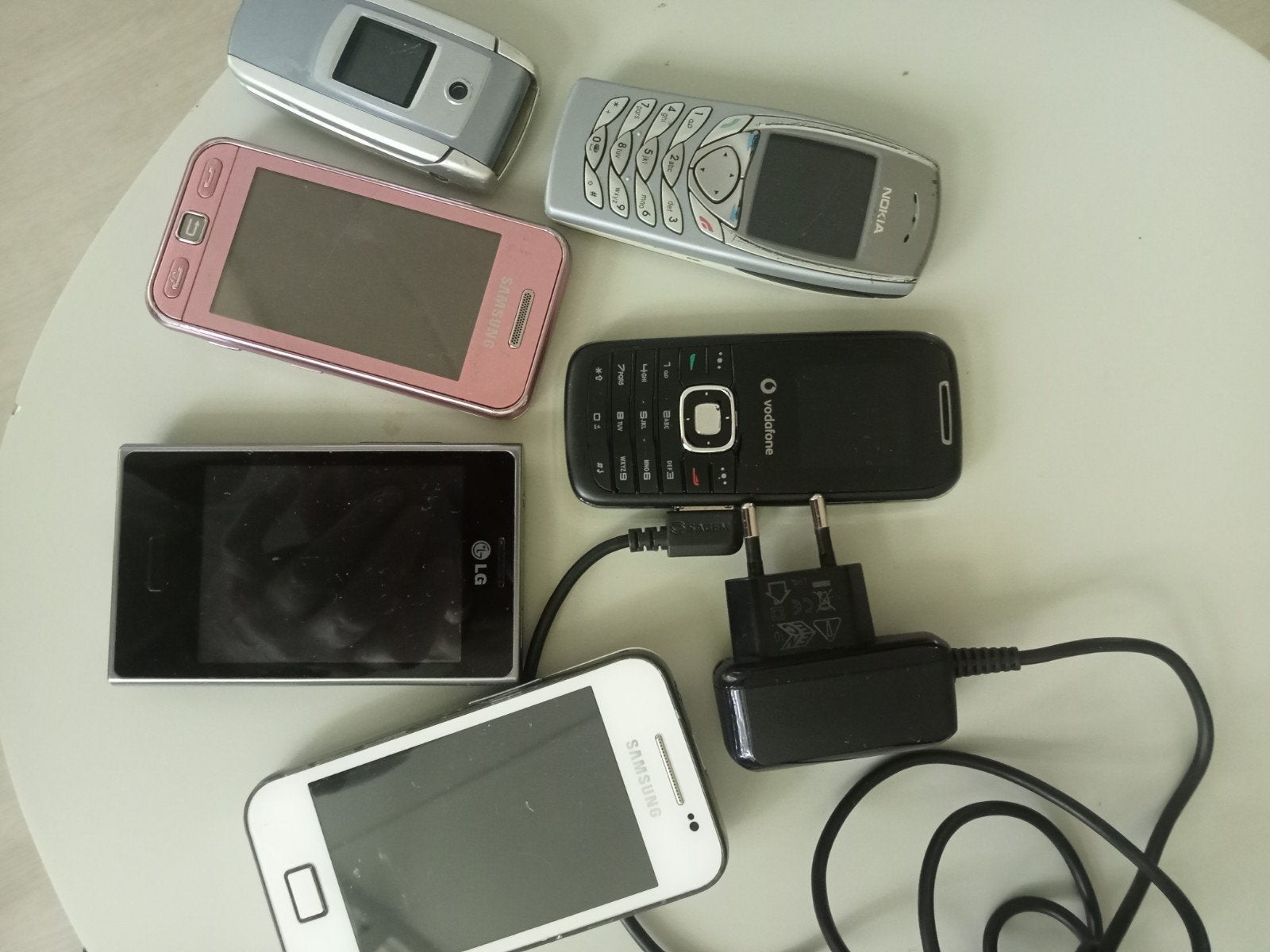 Oude werkende telefoontjes., Ophalen of Verzenden, Zwart