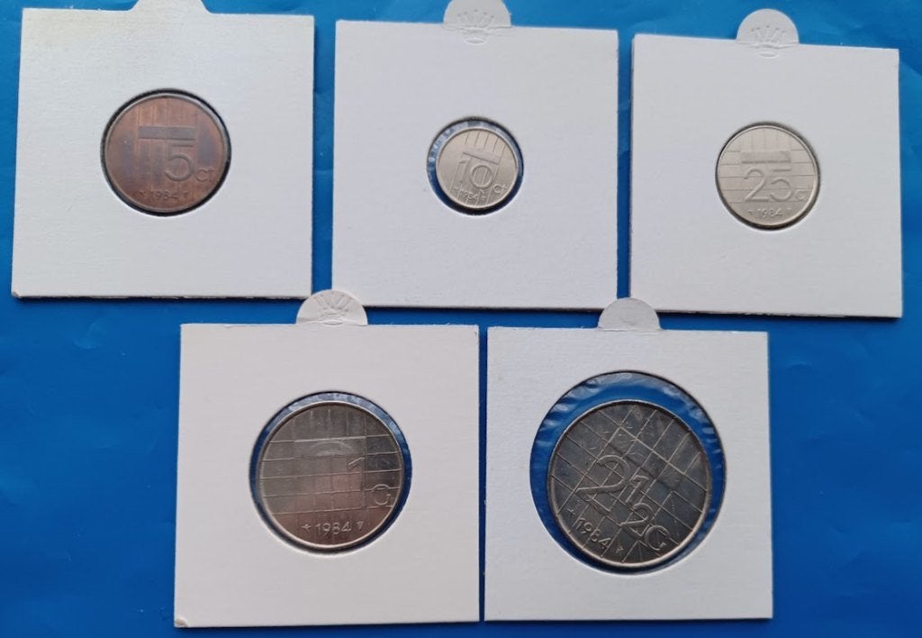 Jaarset Nederland 1984 - UNC, Verzenden, Koningin Beatrix, Setje