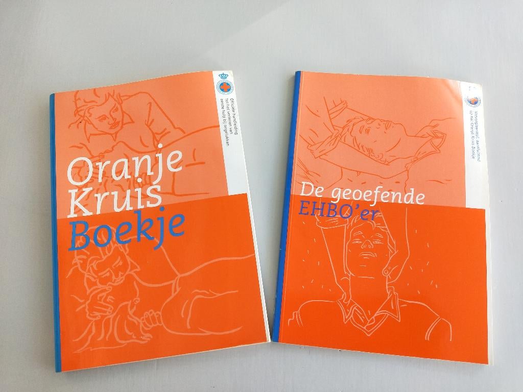Oranje Kruis boekje en De geoefende EHBO'er boekje, Ophalen of Verzenden, Alpha, Nieuw, Niet van toepassing