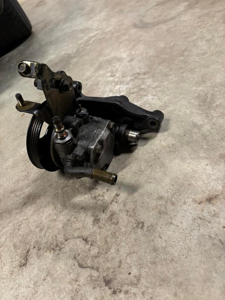 Stuurpomp mx5 nb/nbfl, Ophalen, Gebruikt, Mazda