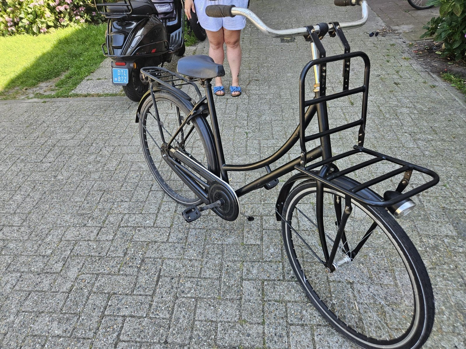 Zwarte transportfiets met voor- en achterdrager, Overige merken, Terugtraprem, Ophalen of Verzenden, 53 tot 56 cm