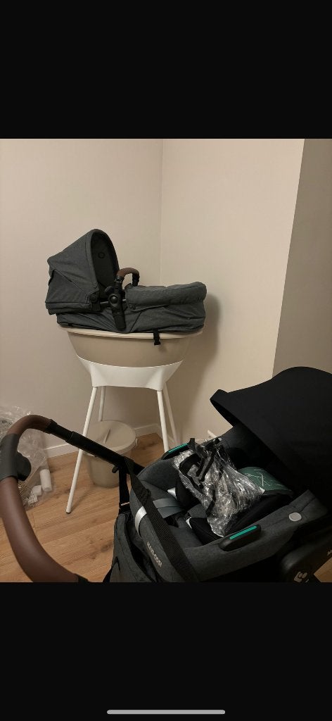 Maxi-Cosi Zelia S Trio 3-in-1 Kinderwagen, Ophalen, Gebruikt, Met autostoeltje, Combiwagen