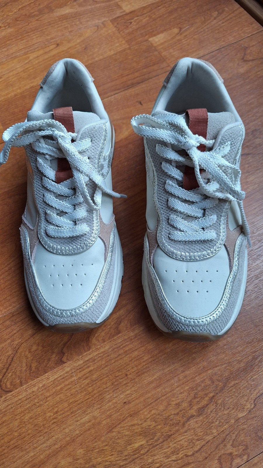 Harper  beige sneakers - Maat 38, Ophalen of Verzenden, Zo goed als nieuw, Beige, Sneakers of Gympen