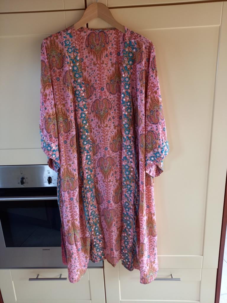 Anisa (Spanje) heerlijk zomerse kimono in prachtige kleuren, Kleding | Dames, Ophalen of Verzenden, Zo goed als nieuw