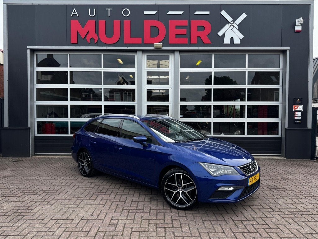 Seat LEON  ST 1.4 ECOTSI 150PK FR AUT. / TREKHAAK / CARPLAY, Gebruikt, Euro 6, 4 cilinders, 150 pk
