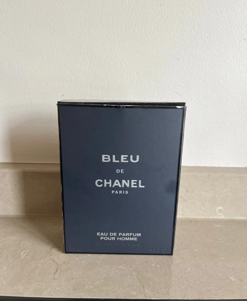 Bleu de Chanel Paris Eau de Parfum - Zo goed als nieuw, Sieraden, Tassen en Uiterlijk, Uiterlijk | Parfum, Ophalen of Verzenden