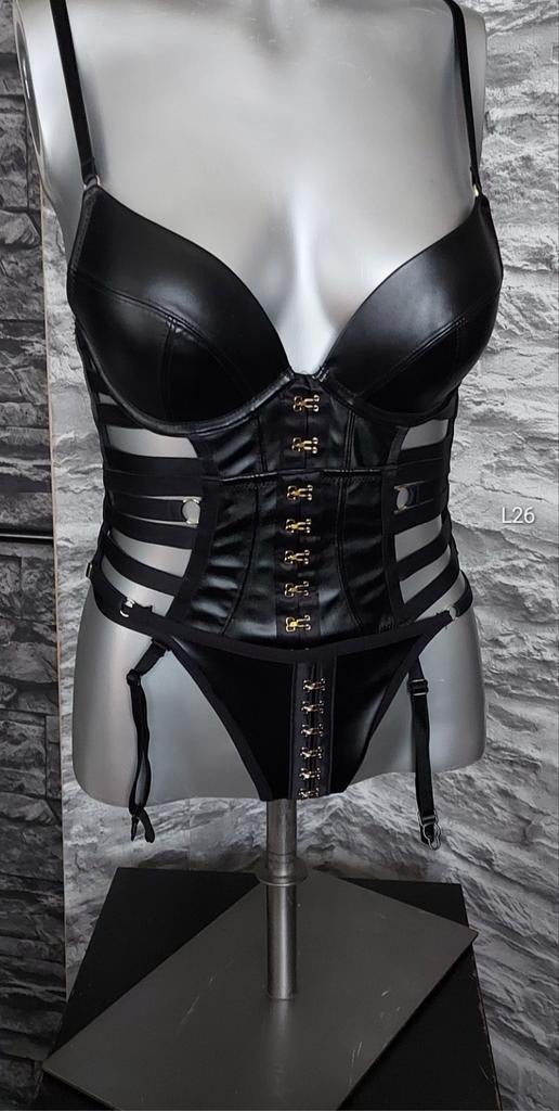 Kinky leatherlook harnas set M, Ophalen of Verzenden, Zwart, Setje
