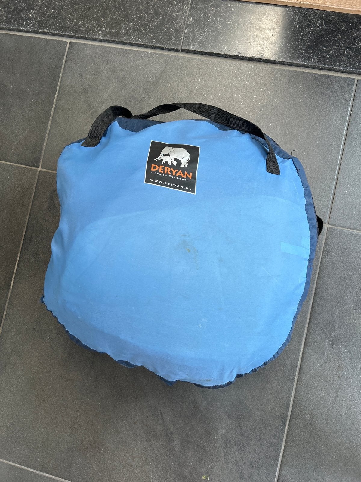 Deryan campingbedje / schaduw- en speeltentje, Ophalen, Gebruikt, Reisbedje