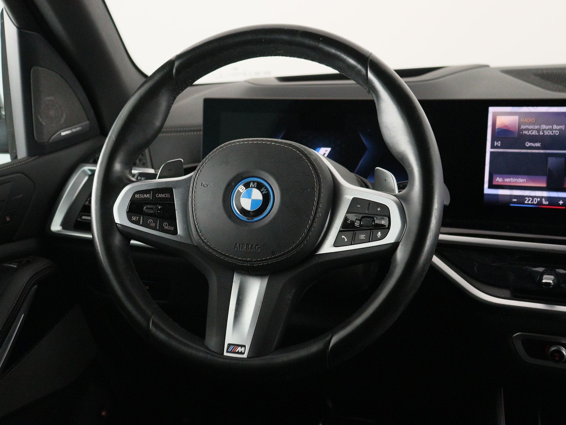 BMW X5 xDrive50e Accu conditie 99% (bj 2024, automaat), Auto's, Dealer onderhouden, Gebruikt, 2395 kg, Met garantie (alle)