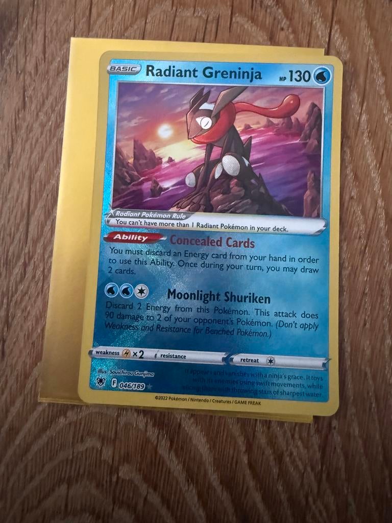 Radiant Greninja 046/189 reverse holo, Ophalen of Verzenden, Nieuw, Losse kaart