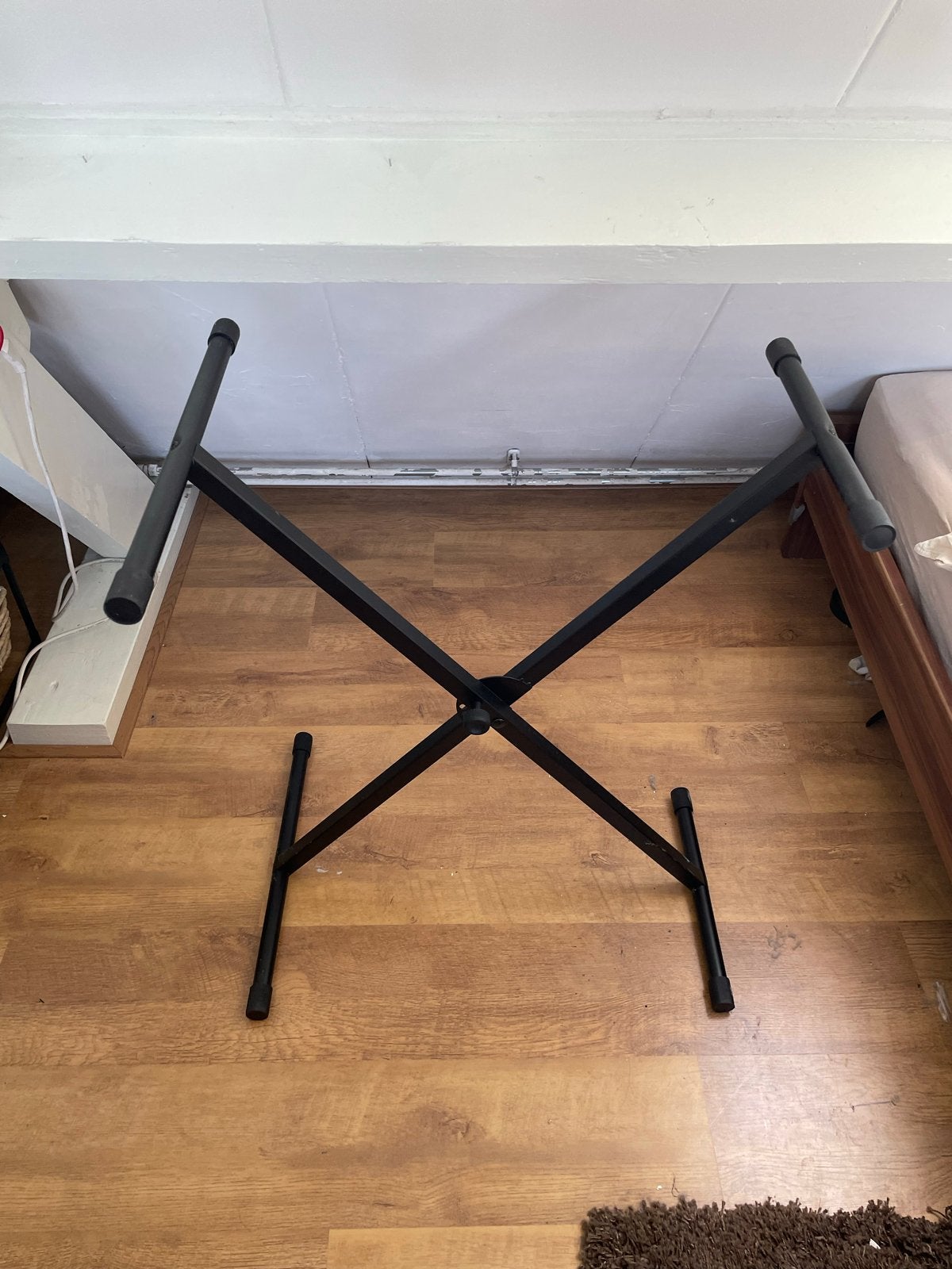 Keyboard standaard - Zwart, in hoogte verstelbaar, Muziek en Instrumenten, Ophalen, Zo goed als nieuw, Instrumentstandaard, Keyboard of Synthesizer