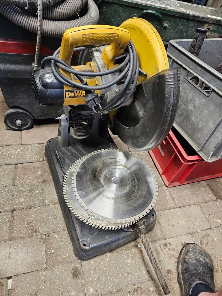 Dewalt dw872-qs zaagmachine steenslijper, Ophalen of Verzenden, Gebruikt, Overige typen