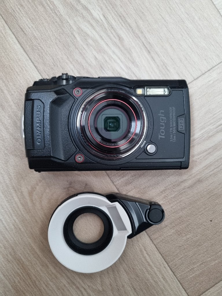Olympus Tough TG-6 compactcamera - los of complete OW set!, Audio, Tv en Foto, Fotocamera's Digitaal, Gebruikt, Ingebouwde flitser