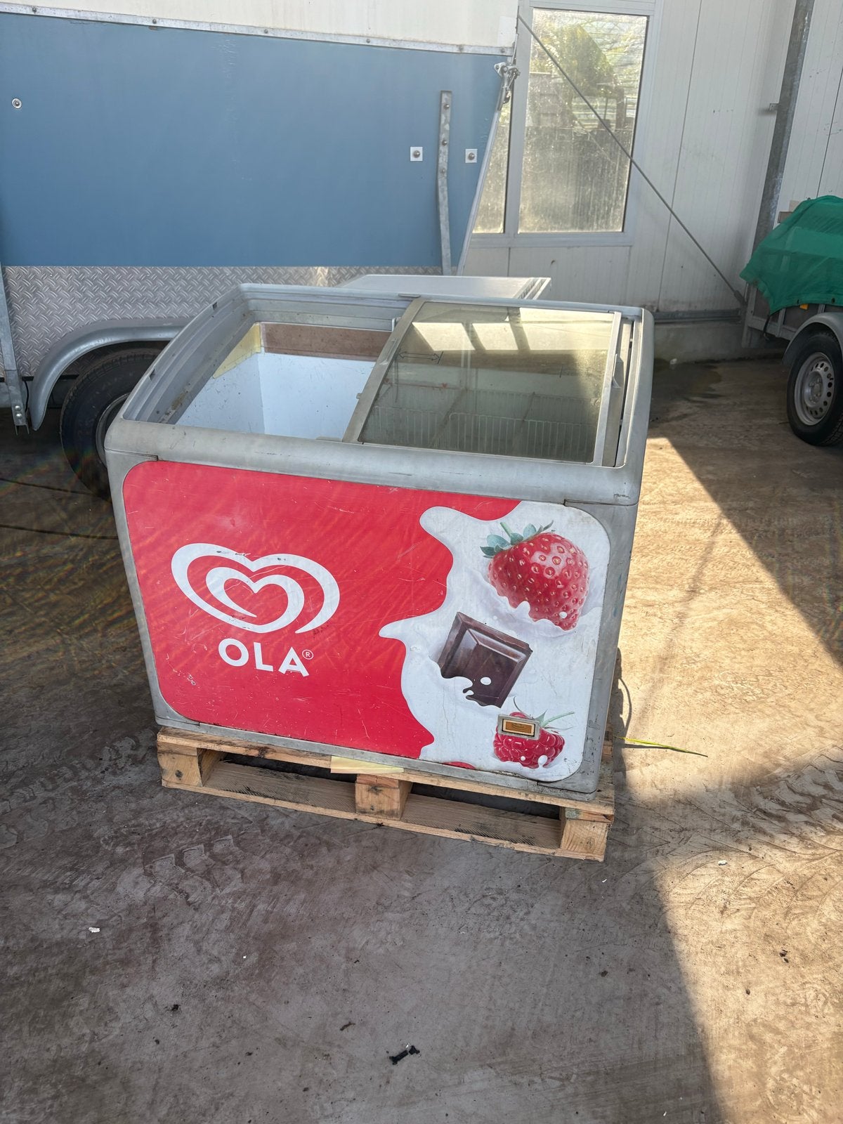Ola vrieskist met glazen schuifdeksel, Witgoed en Apparatuur, Vrieskist, Gebruikt, Minder dan 85 cm, Vrijstaand