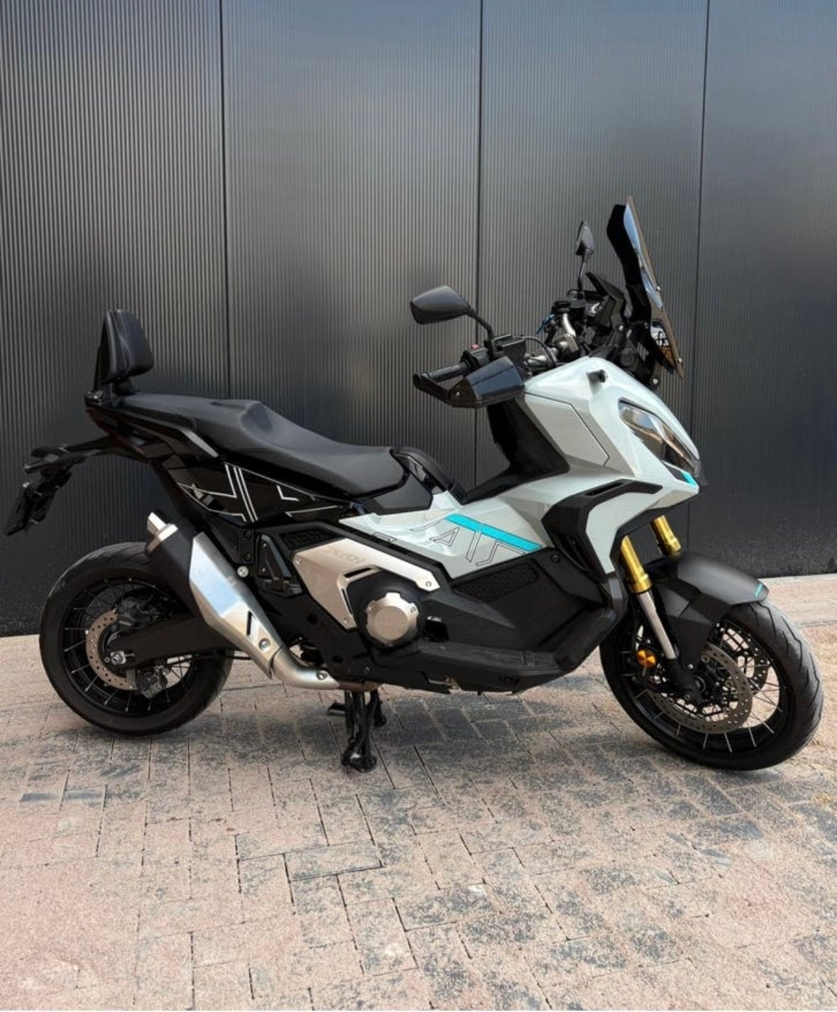 Foto 3 van Honda X-ADV 750 2024 | 8.XXX KM | GARANTIE | FULL OPTION