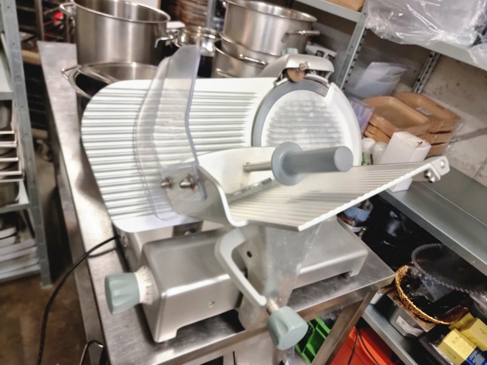 Bartscher Krachtige Snijmachine 300mm - Zo goed als nieuw, Huis en Inrichting, Keuken | Keukenbenodigdheden, Ophalen of Verzenden