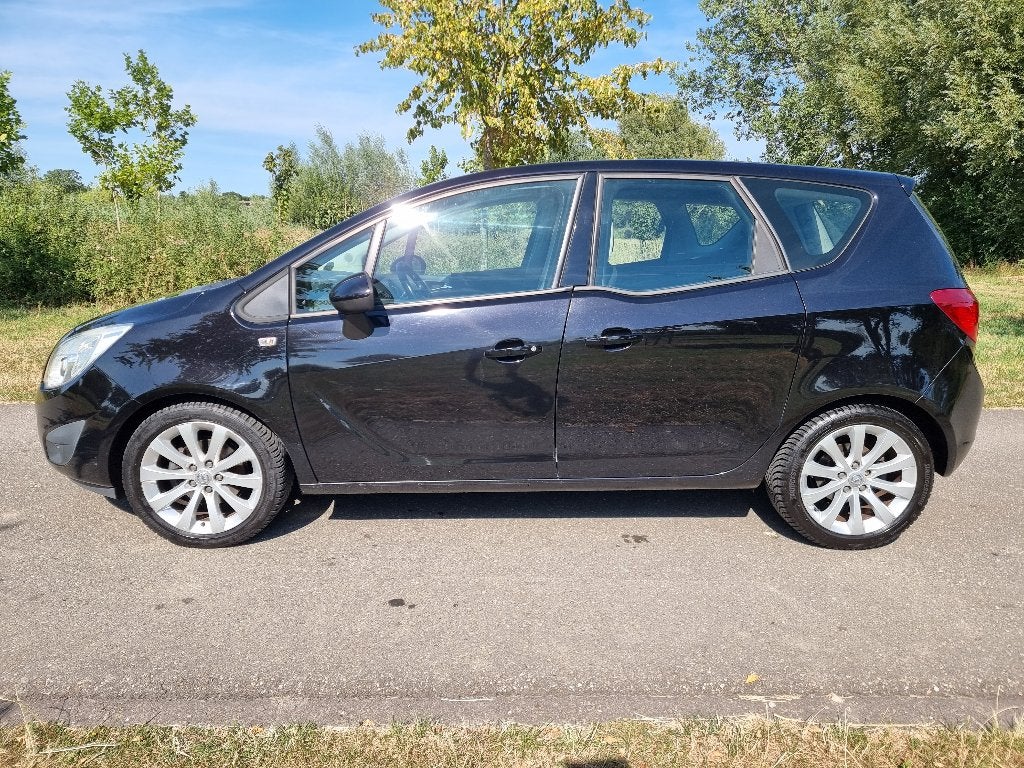 Opel Meriva 1.4Turbo Edition,nieuwe APK,koude airco,trekhaak, Voorwielaandrijving, Euro 5, Stof, 680 kg