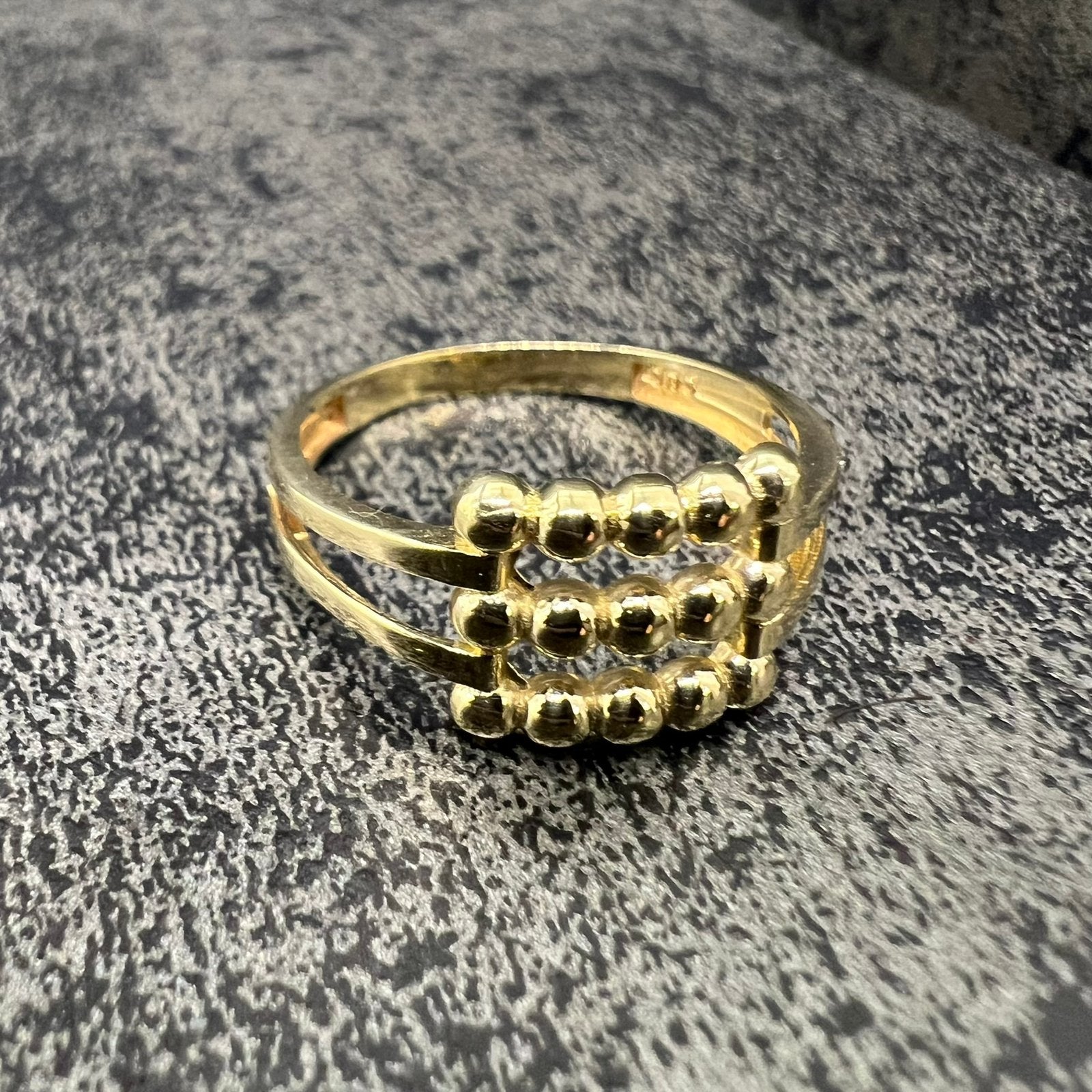 14 karaat gouden ring balletjes model, Ophalen of Verzenden