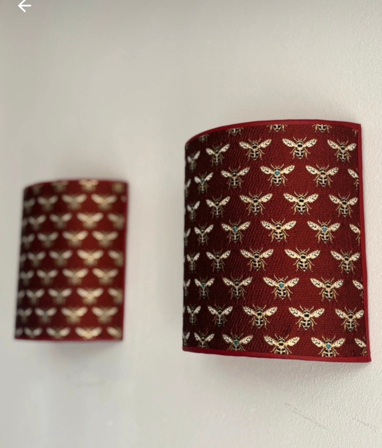 Handgemaakte wandlampjes met bijenprint, Huis en Inrichting, Met snoer/stekker, Rood, Textiel, Nieuw