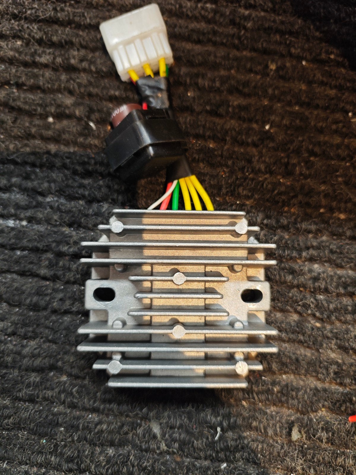 Piaggio Vespa spanningsregelaar regulator star, Ophalen of Verzenden, Zo goed als nieuw, Piaggio