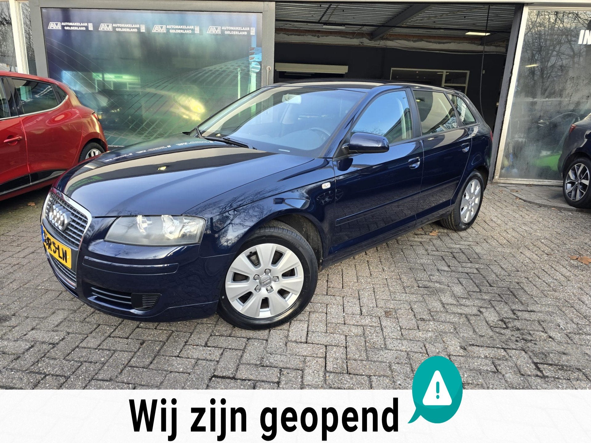 Audi A3 Sportback 1.6 FSI Attraction | NIEUWE APK | AIRCO |, Auto's, Voorwielaandrijving, Dealer onderhouden, Gebruikt, 4 cilinders