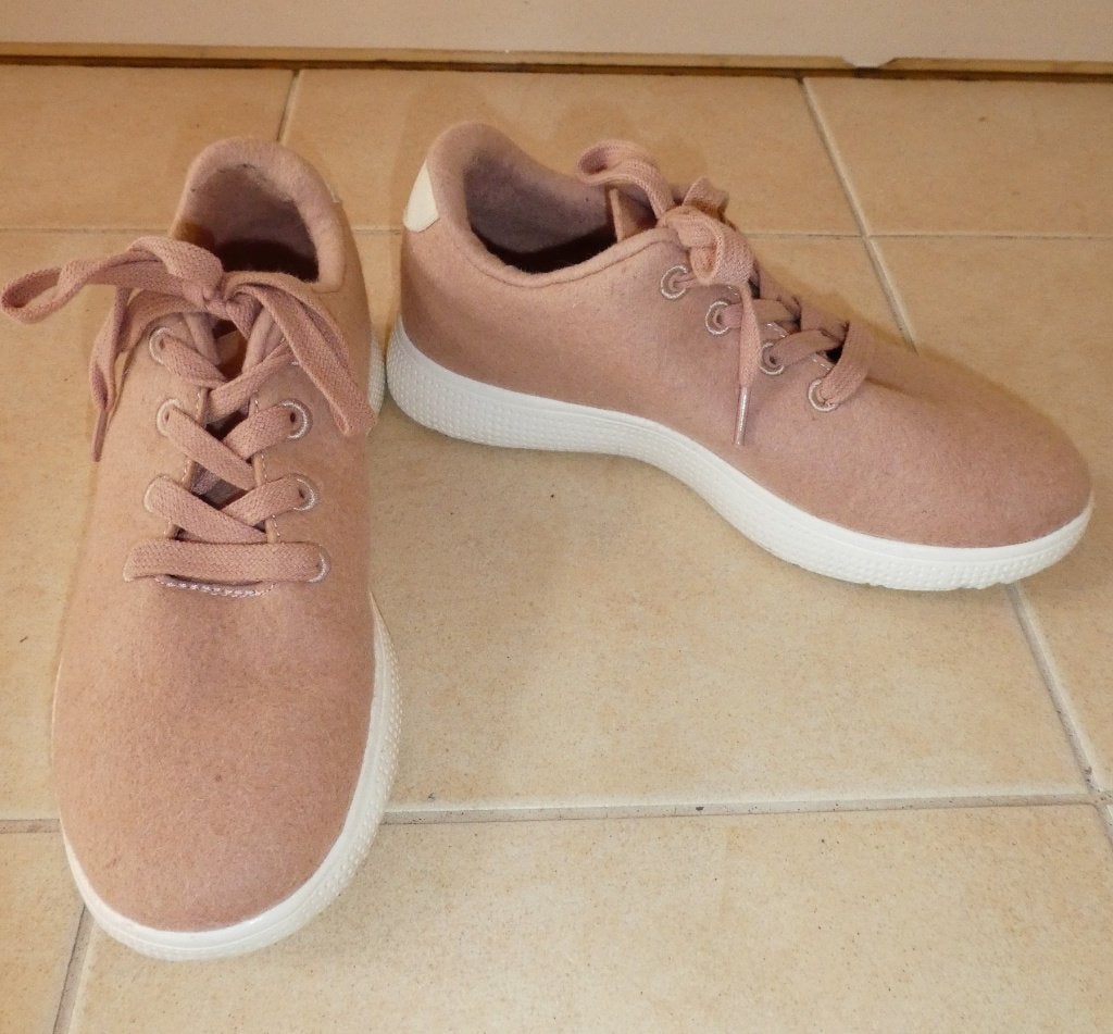 EGOS Copenhagen sneakers 39 dames roze nude merinowol, Nieuw, Sneakers of Gympen, Roze, Verzenden