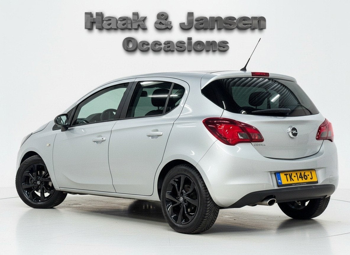Opel Corsa 1.4 Edition Automaat Cruise Airco, 1063 kg, Gebruikt, 4 cilinders, 49 €/maand