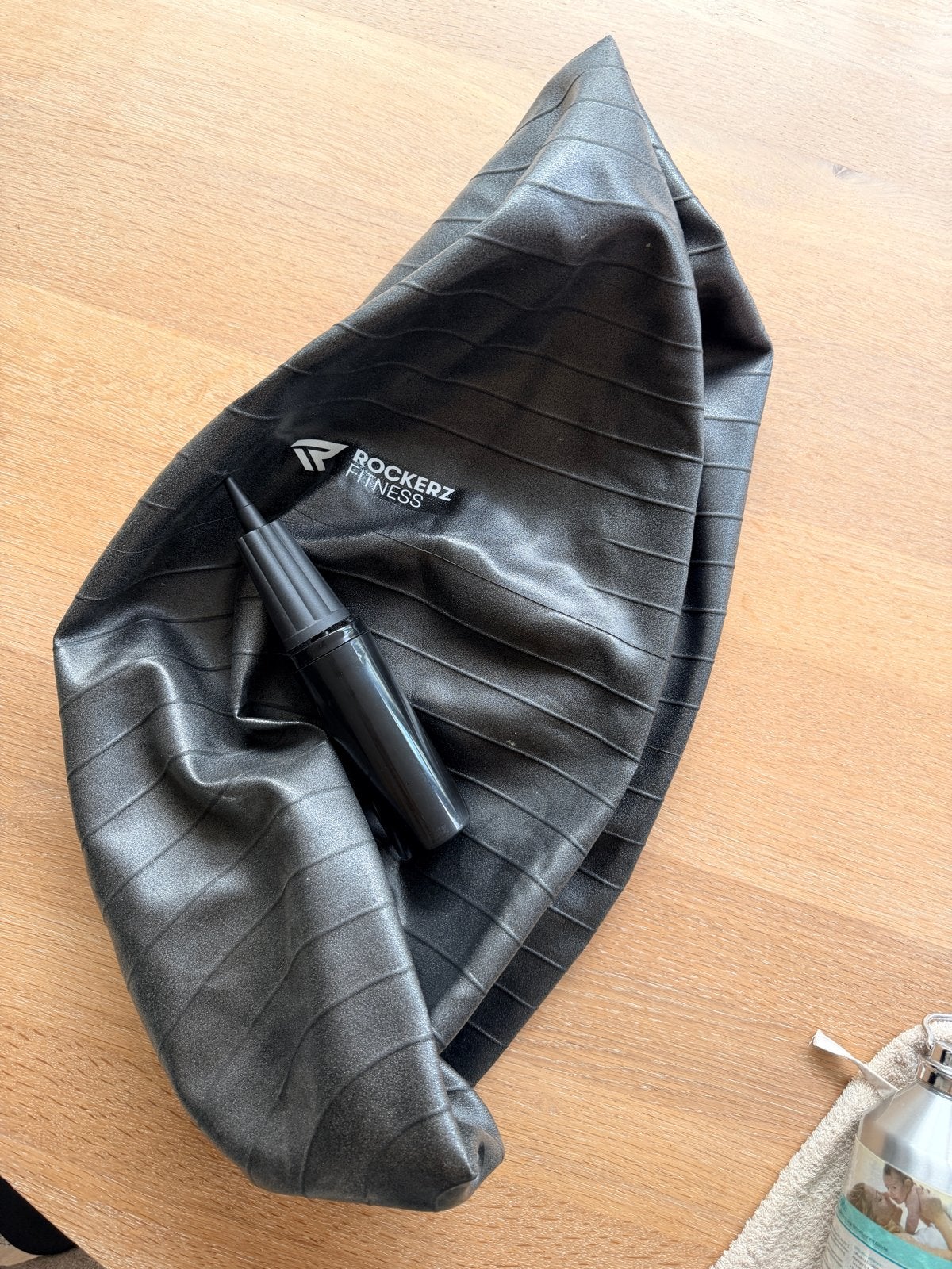 Rockerz Fitnessbal met Pomp - Zo goed als nieuw, Ophalen, Zo goed als nieuw, Buik, Fitnessbal