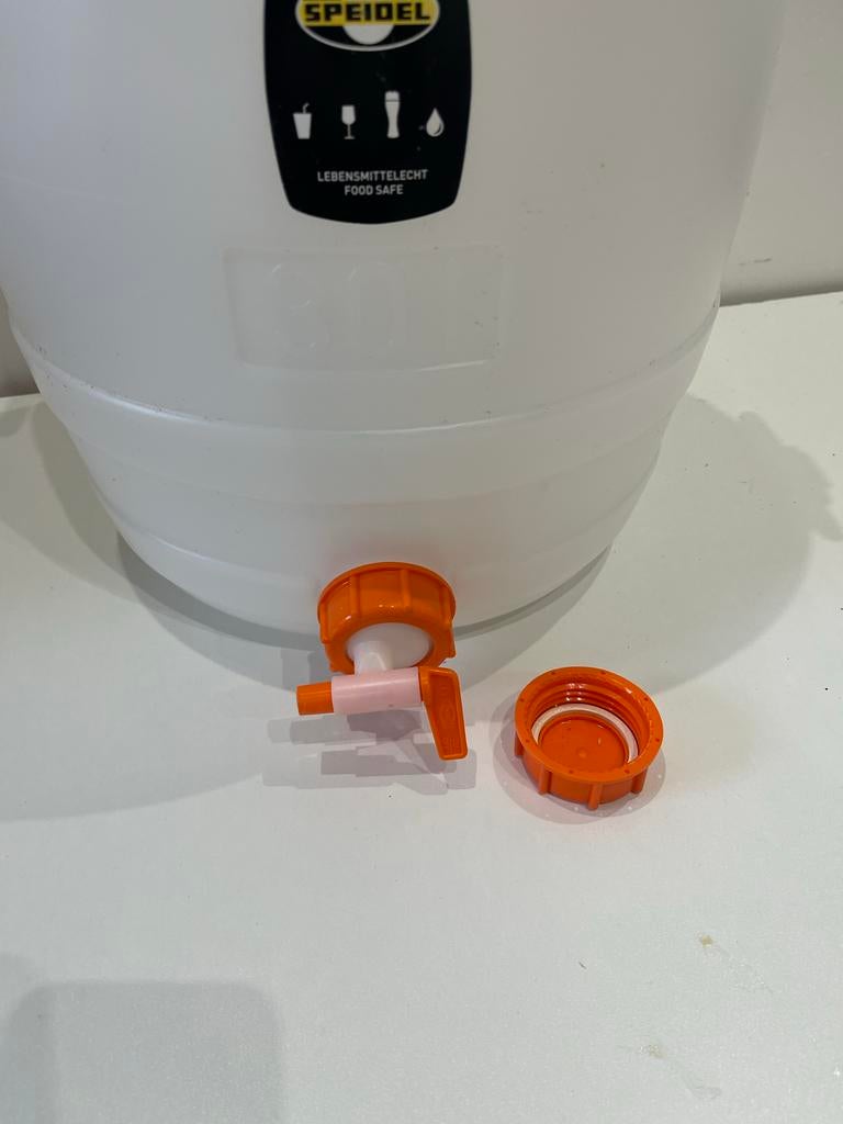 Speidel 35 liter gistingsvat compleet met kraan en waterslot, Ophalen of Verzenden, Zo goed als nieuw
