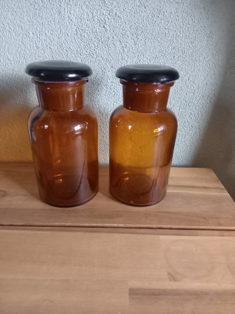 2 Bruine Apothekerspotjes met Glazen Stolp, Gebruikt, -, -, Ophalen of Verzenden