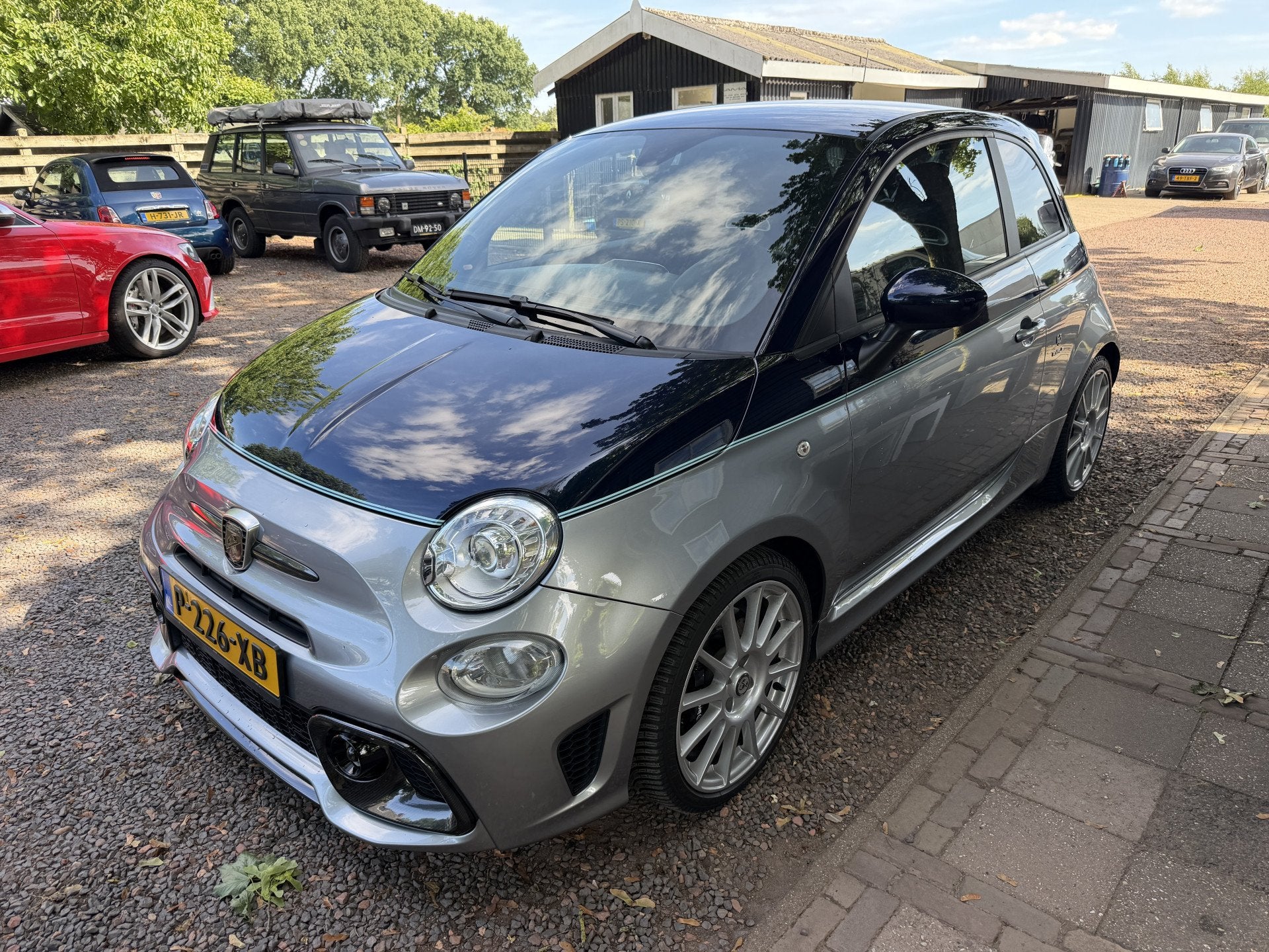 Fiat 500 1.4 T-Jet Abarth Competizione 695 RIVALE|AKRAPOVIC, Gebruikt, Euro 6, 4 cilinders, Leder