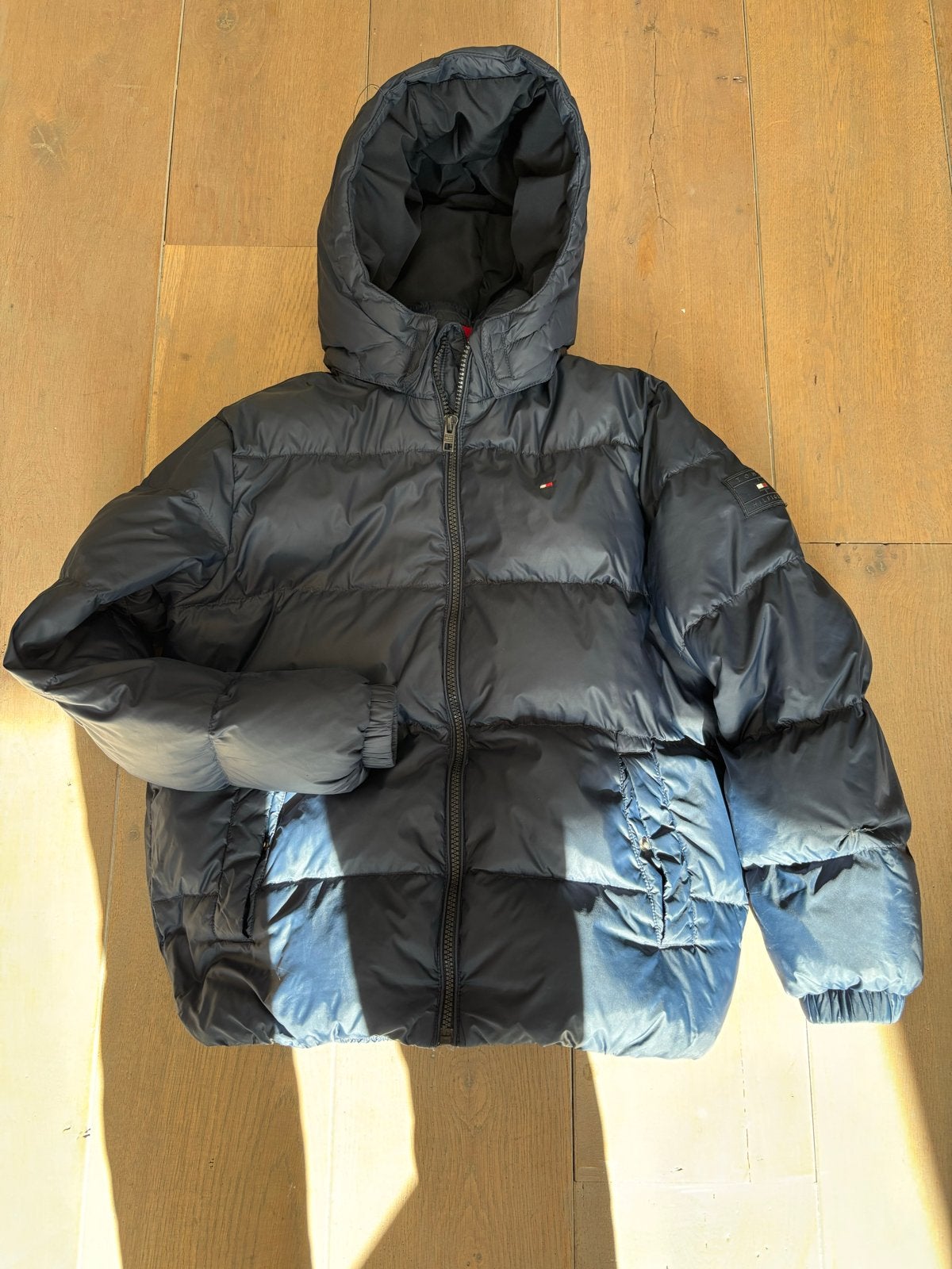 Mooie Tommy Hilfiger winterjas, Ophalen of Verzenden, Gedragen, Maat 38/40 (M), Blauw