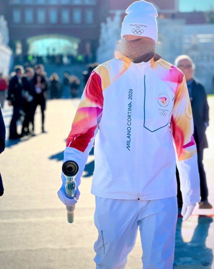 Tenue fakkeldrager Olympische Spelen Milano Cortina 2026, Ophalen, Nieuw, Overige sporten, Overige typen