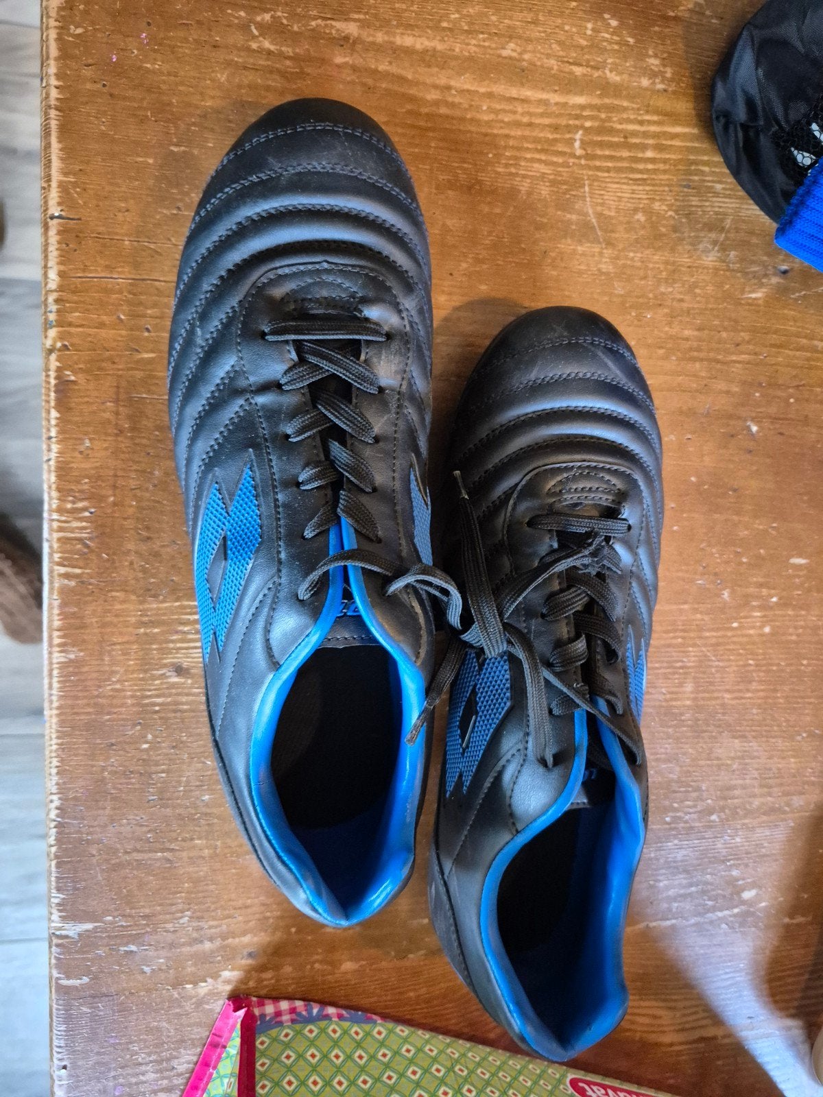 LOTTO voetbalschoenen maat 44, Schoenen, Maat L, Ophalen of Verzenden, Zo goed als nieuw
