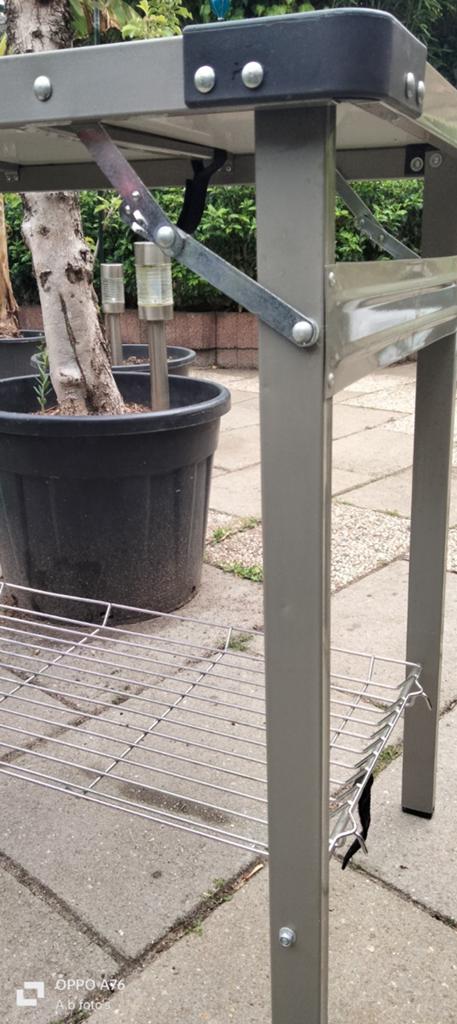 Mooie camping tafel, Ophalen