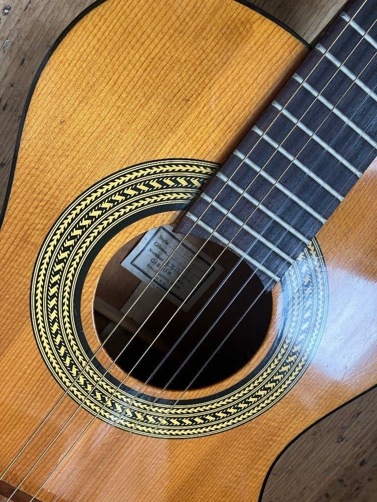 Gibson C-1s met originele koffer 1967, Muziek en Instrumenten, Ophalen of Verzenden, Gebruikt, Klassieke of Spaanse gitaar, Met koffer